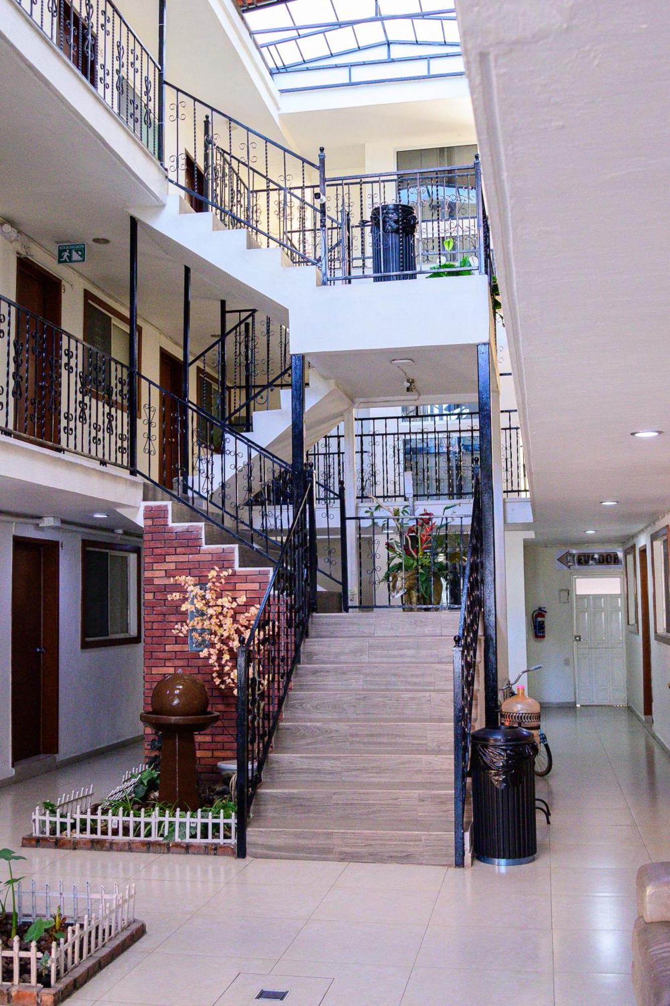 Hotel Acuario Ocotlán Exterior foto